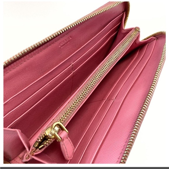 Prada Pink Women's Wallet - Picture 3 of 9